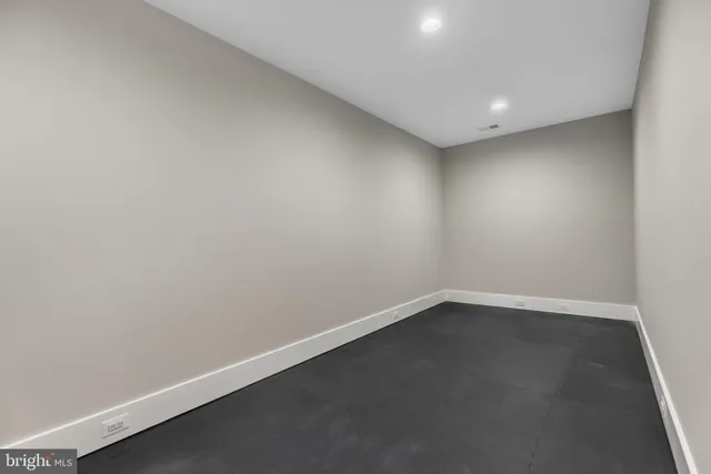 $2,395,000 | 5206 12th Street North, Arlington, VA 22205