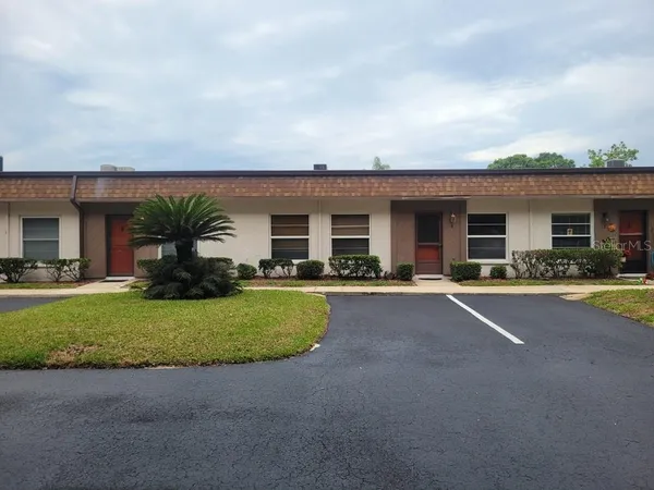$1,195 | 6141 Chesham Drive, Unit 8, New Port Richey, FL 34653