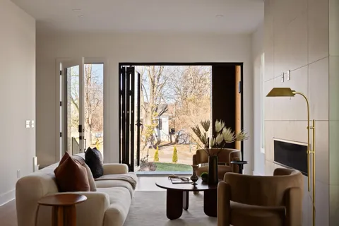 $1,850,000 | 547 A Moore Avenue, Nashville, TN 37203