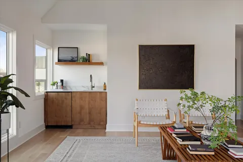 $1,850,000 | 547 A Moore Avenue, Nashville, TN 37203