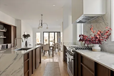 $1,850,000 | 547 A Moore Avenue, Nashville, TN 37203