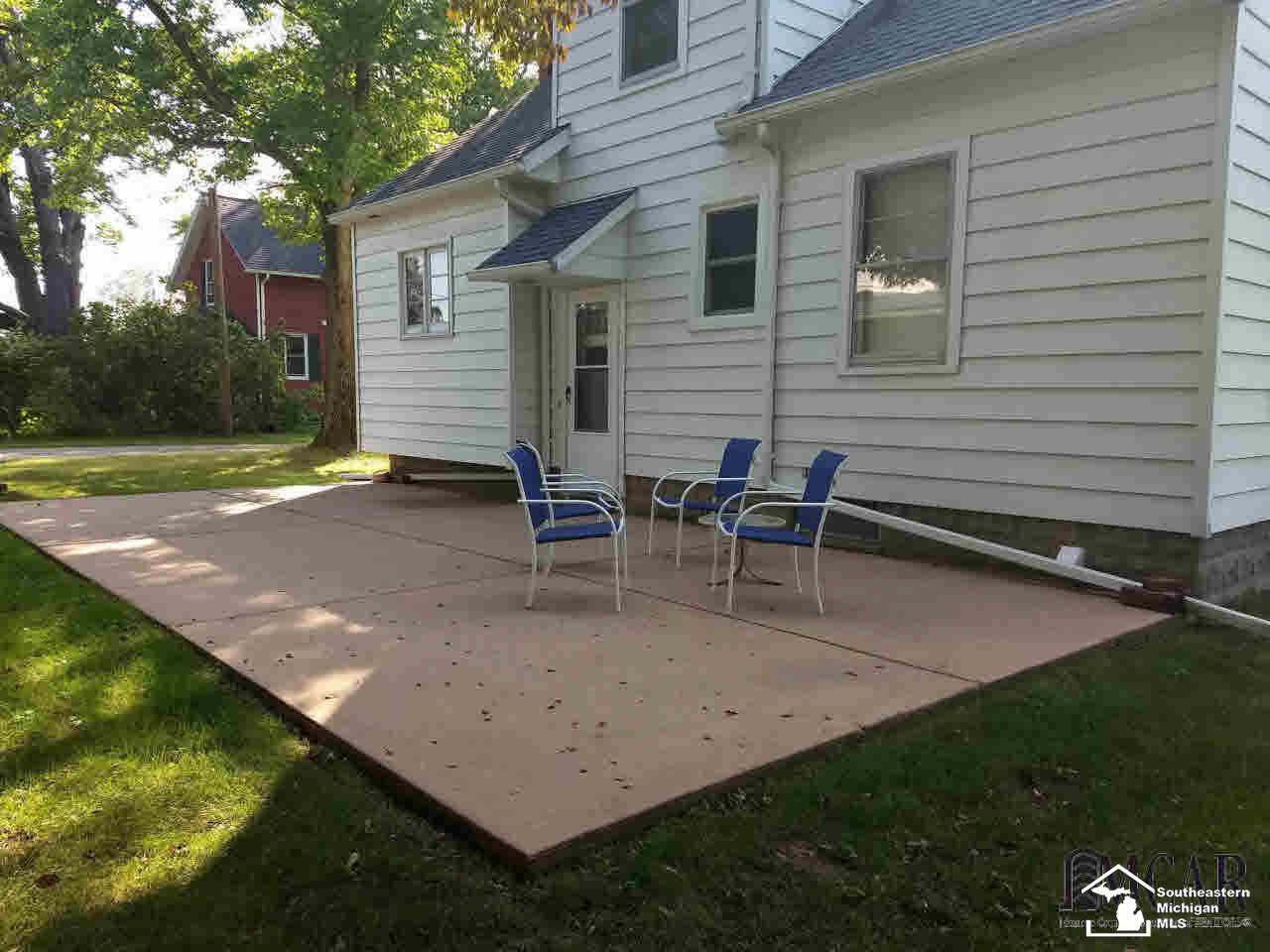 473 Ida Maybee Road Monroe, MI 48161 - Photo 11 of 12 21362921-10.JPG