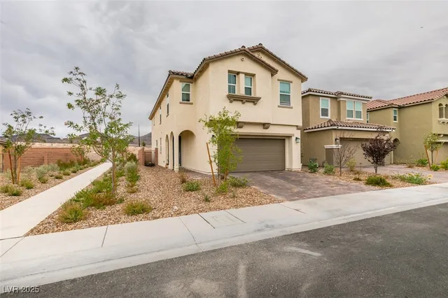$575,000 | 2993 Gallarate Drive, Henderson, NV 89044