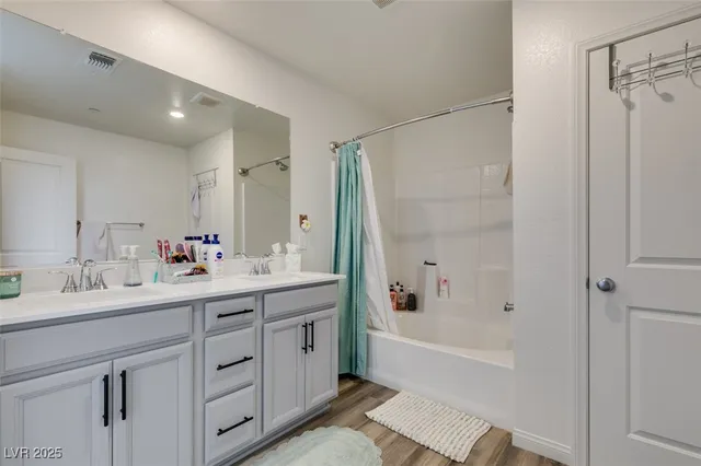 $575,000 | 2993 Gallarate Drive, Henderson, NV 89044