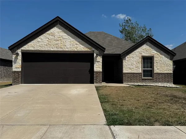 $1,800 | 8805 Kiowa Drive, Greenville, TX 75402