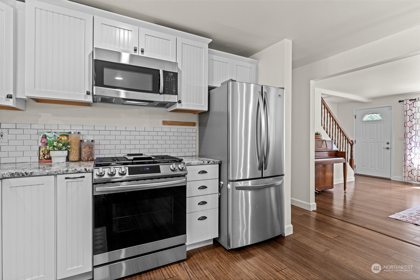 119 East Jonathan Road Bothell, WA 98012 - Photo 8 of 40