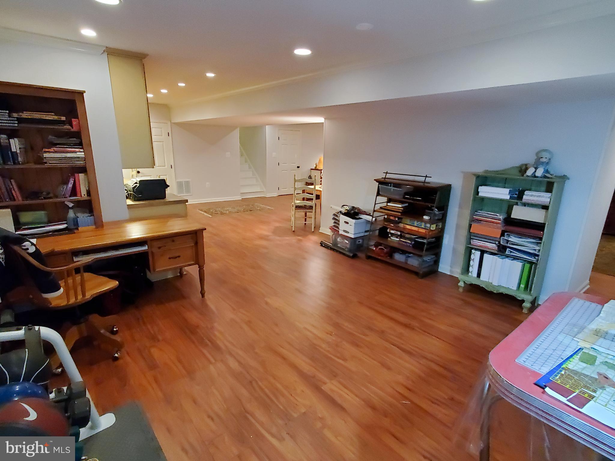 11932 Bennett Road Herndon, VA 20171 - Photo 40 of 49 Rec Room