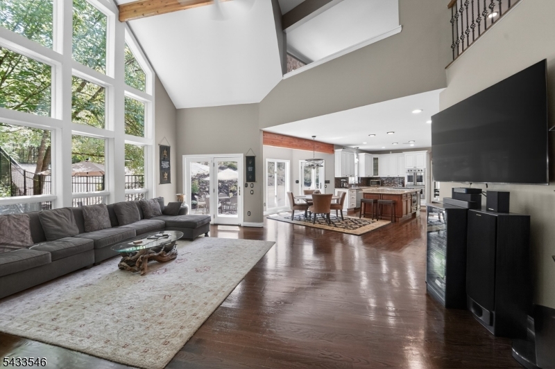 41 Sutton Farm Road Flemington, NJ 08822 - Photo 13 of 28