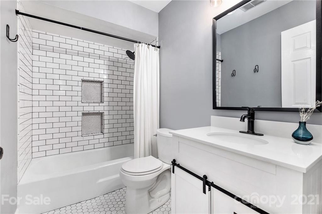 2626 Park Road, Unit D Charlotte, NC 28209 - Photo 12 of 21 Gallery Image 12