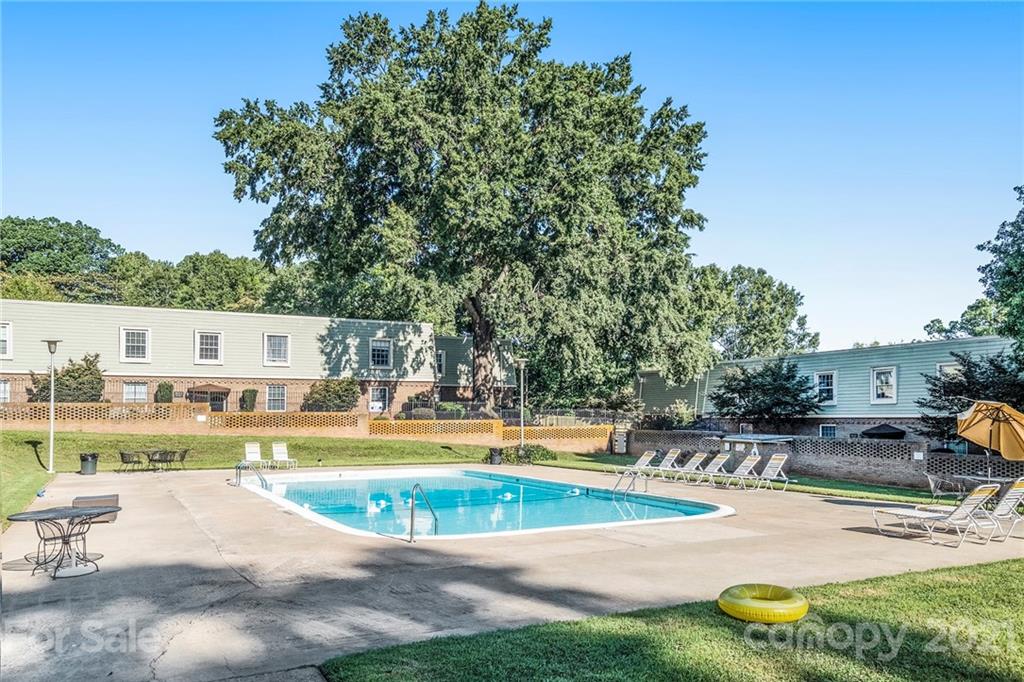 2626 Park Road, Unit D Charlotte, NC 28209 - Photo 20 of 21 Gallery Image 20