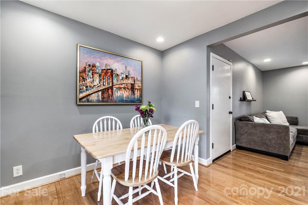 2626 Park Road, Unit D Charlotte, NC 28209 - Photo 5 of 21 Gallery Image 5