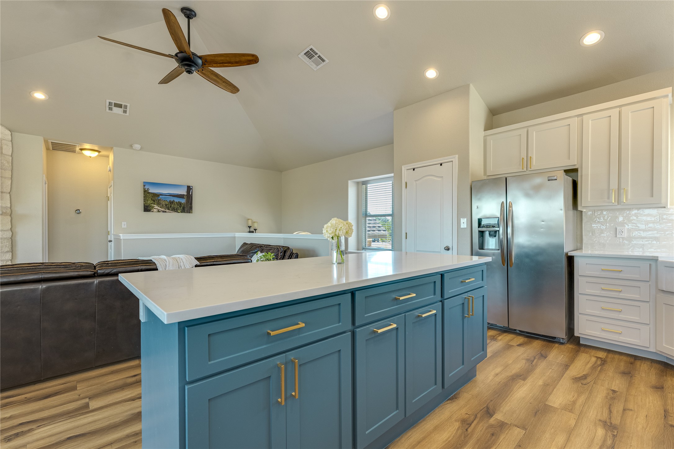 330 Southwind Road Point Venture, TX 78645 - Photo 9 of 39 This layouts means the chef is never far from the action.