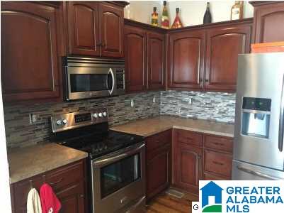 1868 Parc Ridge Circle Warrior, AL 35180 - Photo 5 of 22