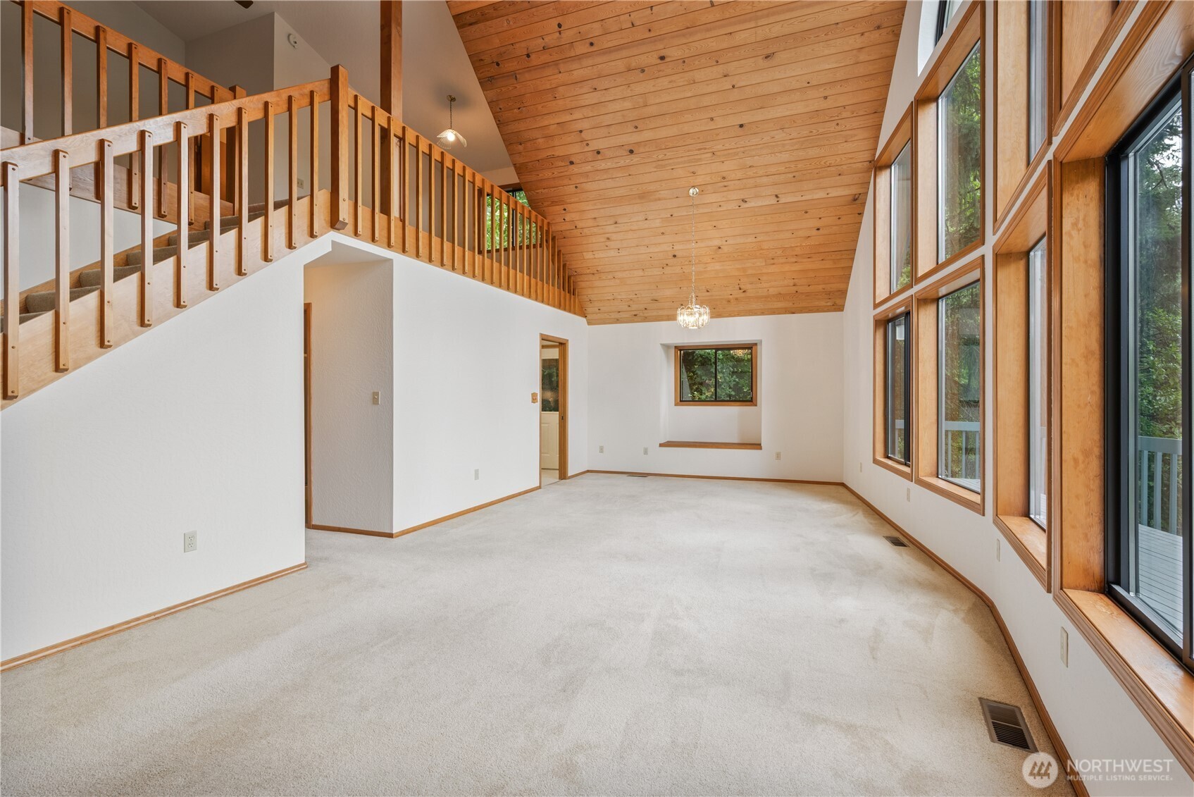 4352 Poplar Way Longview, WA 98632 - Photo 4 of 31