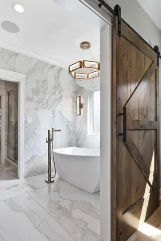 $1,099,000 | 3705 Elio Way, Valparaiso, IN 46385