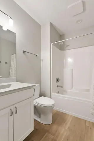 $1,099,000 | 3705 Elio Way, Valparaiso, IN 46385