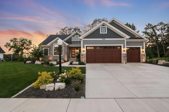 $1,099,000 | 3705 Elio Way, Valparaiso, IN 46385