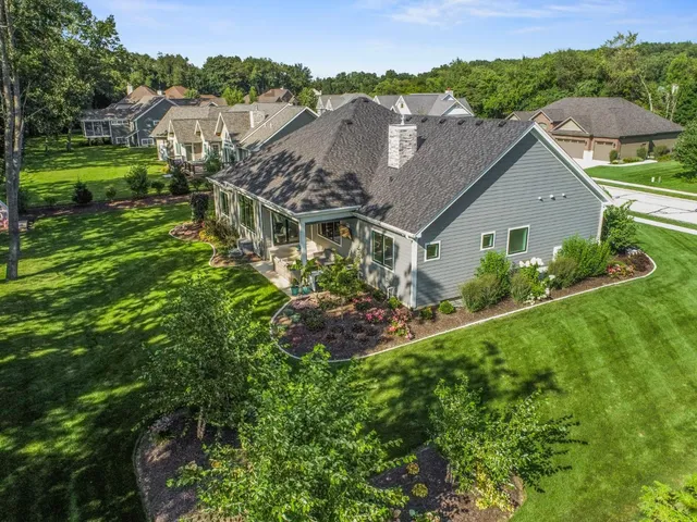 $1,099,000 | 3705 Elio Way, Valparaiso, IN 46385