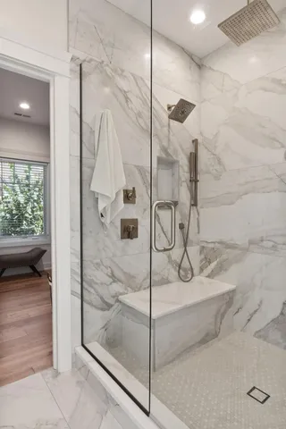 $1,099,000 | 3705 Elio Way, Valparaiso, IN 46385