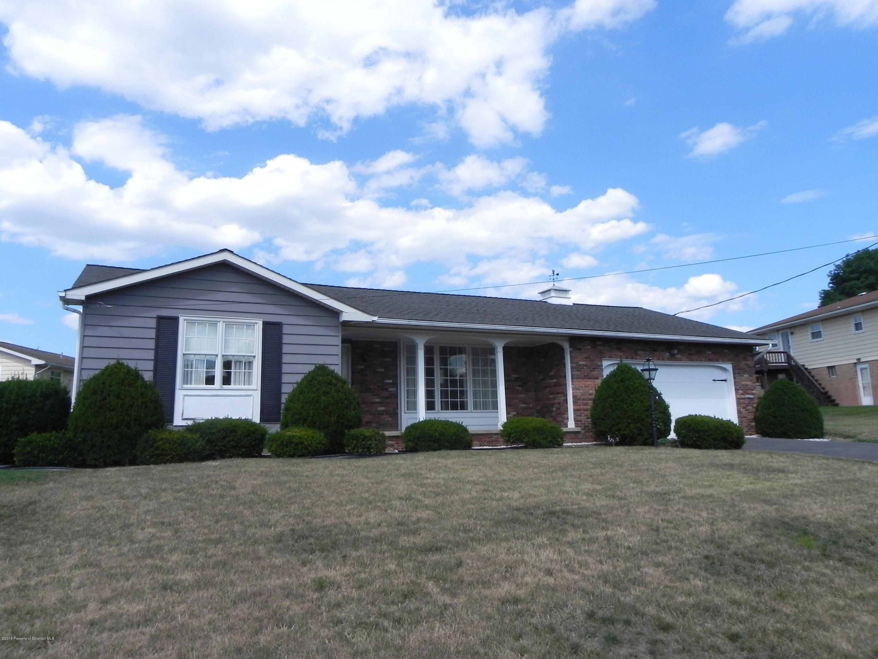 4 Colonels Road Wilkes Barre, PA 18706 - Photo 1 of 12 Gallery Image 1