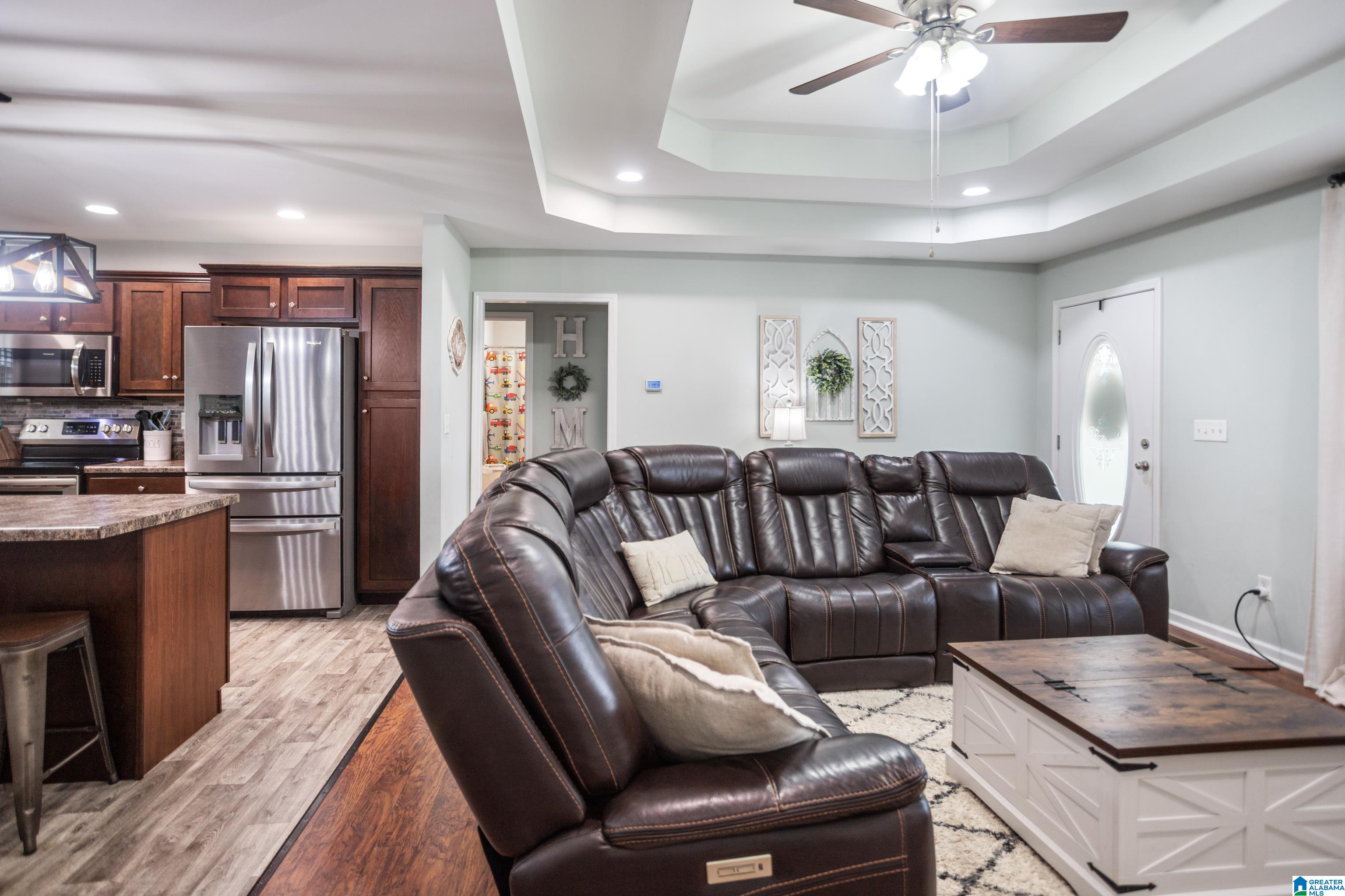 1069 Holt Circle Hayden, AL 35079 - Photo 8 of 44