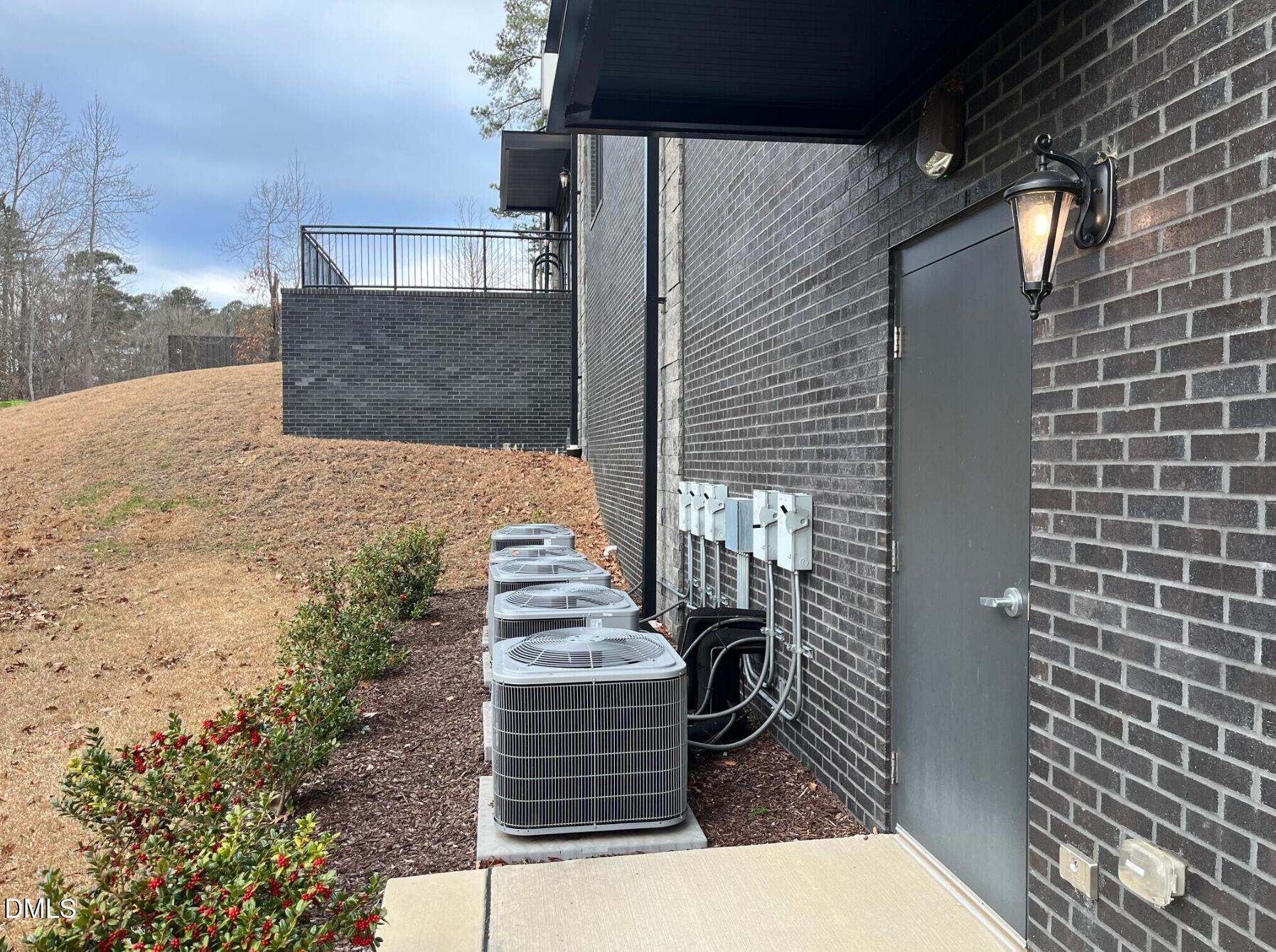 4550 Preslyn Drive Raleigh, NC 27616 - Photo 7 of 7 Exterior