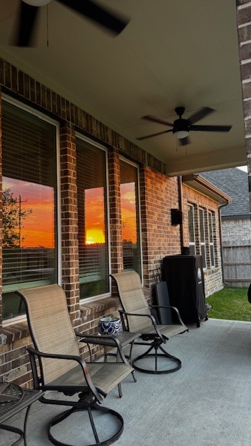 3541 Cherrybark Gable Ln Spring Spring, TX 77386 - Photo 28 of 39 Enjoy beautiful sunsets over looking the lake from your back porch.