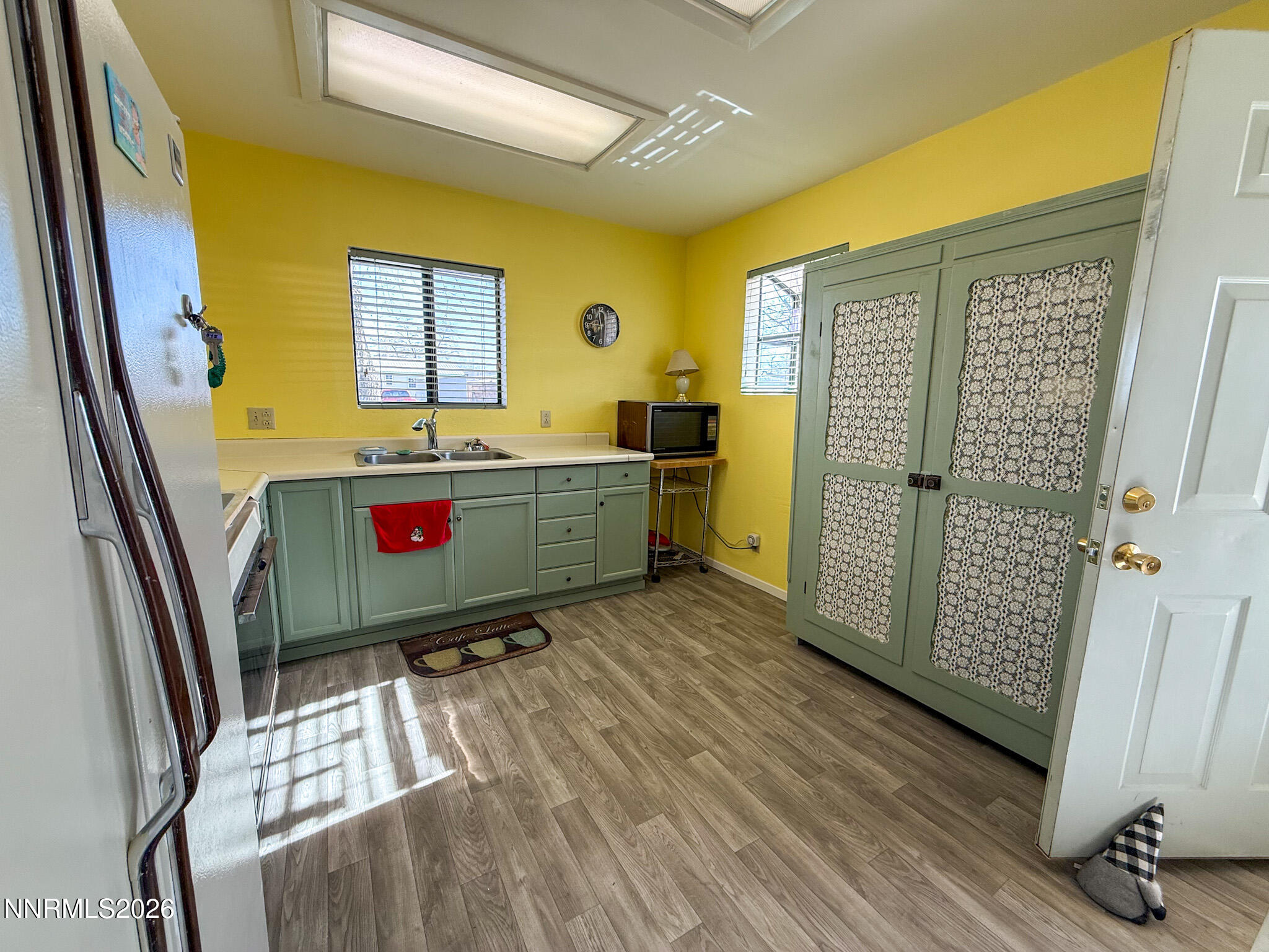 845 G Street Hawthorne, NV 89415 - Photo 1 of 29 IMG_1346