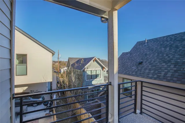 $2,195 | 1708 Perez Street, Unit B, Austin, TX 78721