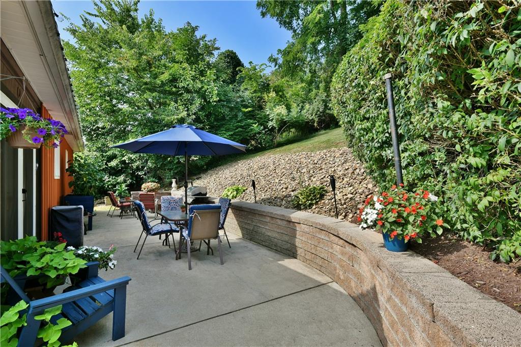 148 Wray Large Road Jefferson Hills, PA 15025 - Photo 3 of 24 Gallery Image 3