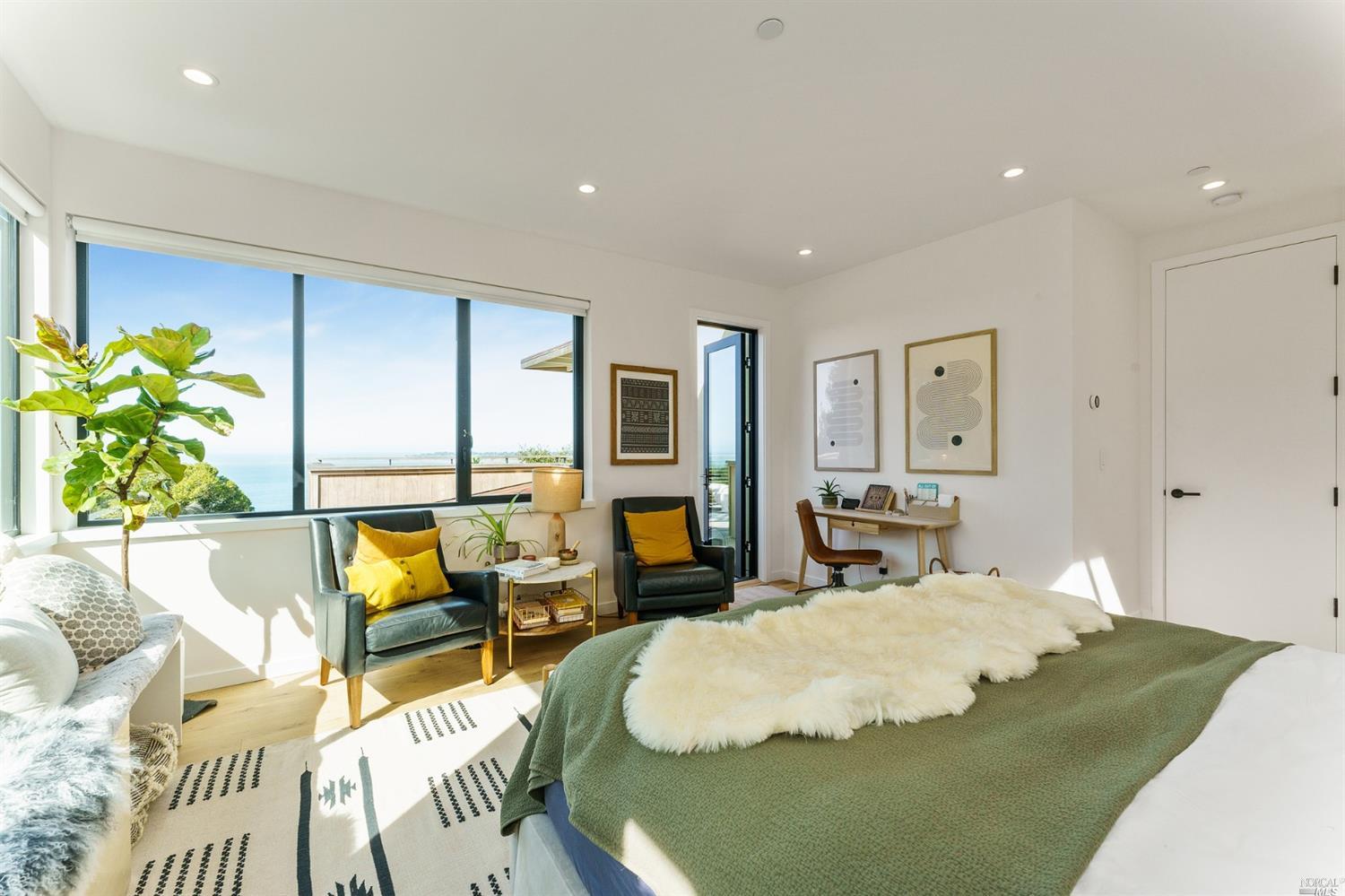 6976 Panoramic Highway Stinson Beach, CA 94970 - Photo 31 of 92