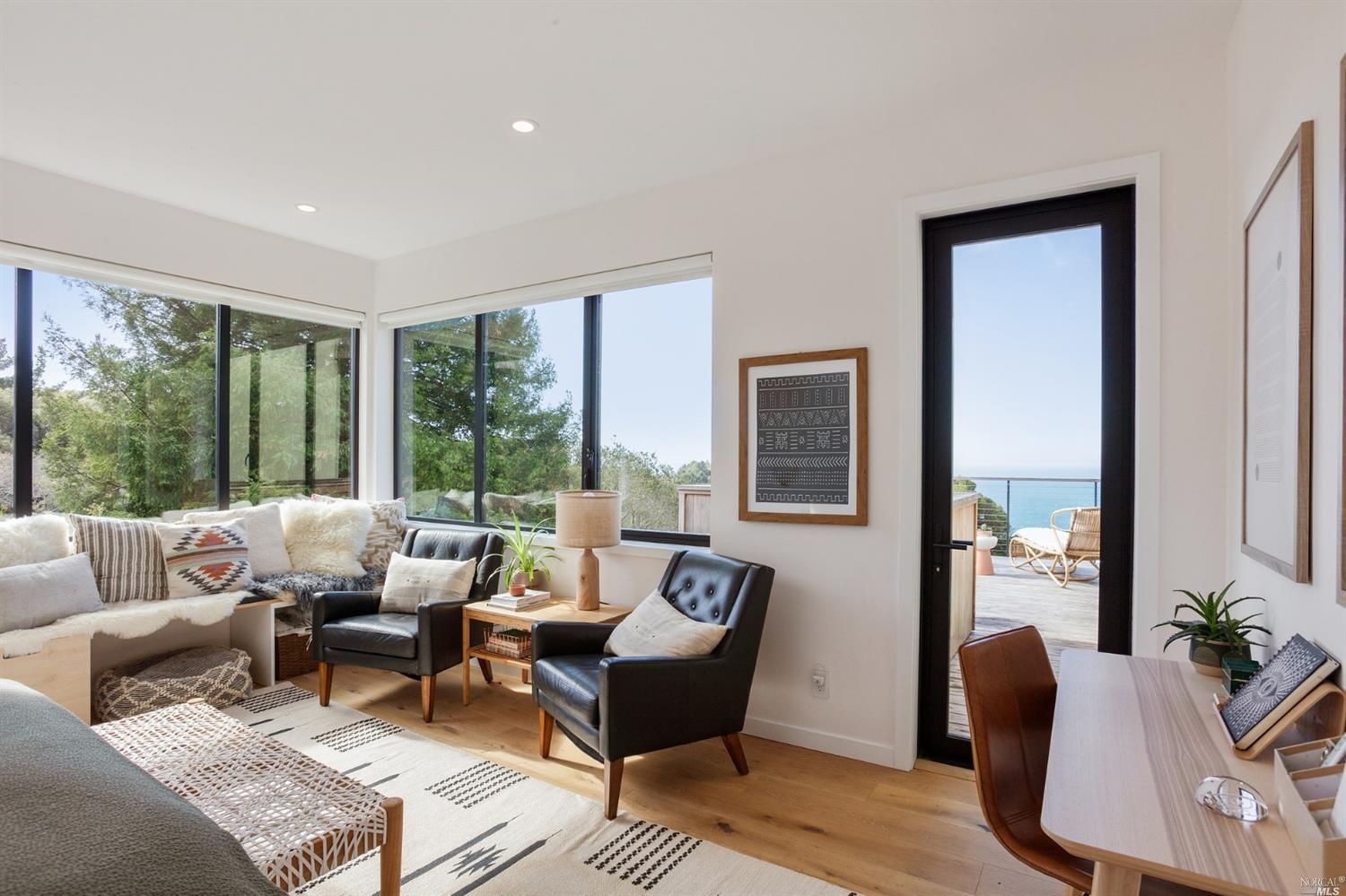 6976 Panoramic Highway Stinson Beach, CA 94970 - Photo 32 of 92