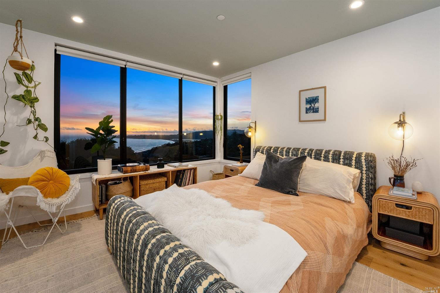 6976 Panoramic Highway Stinson Beach, CA 94970 - Photo 40 of 92