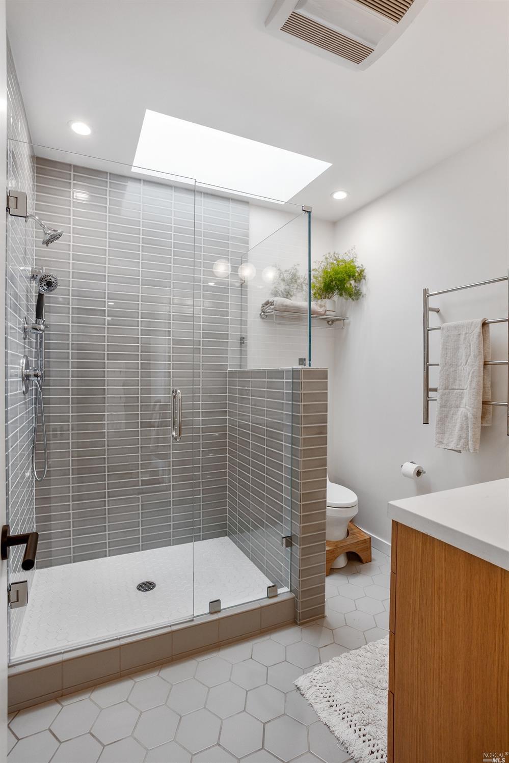 6976 Panoramic Highway Stinson Beach, CA 94970 - Photo 47 of 92