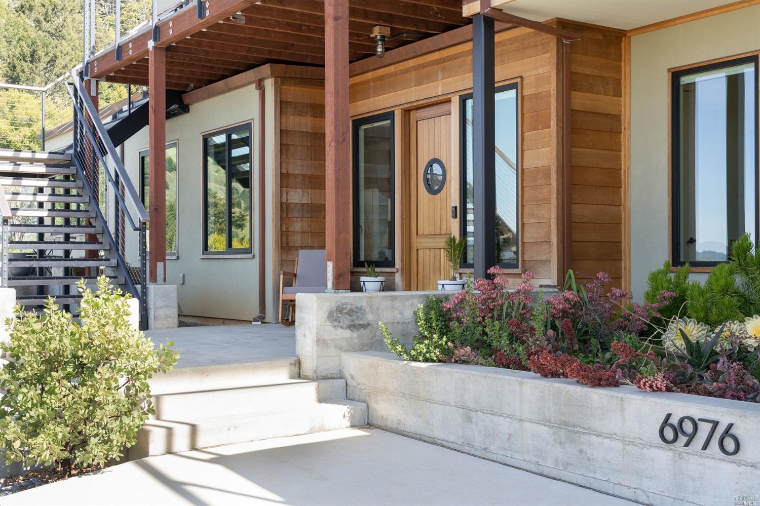 6976 Panoramic Highway Stinson Beach, CA 94970 - Photo 6 of 92