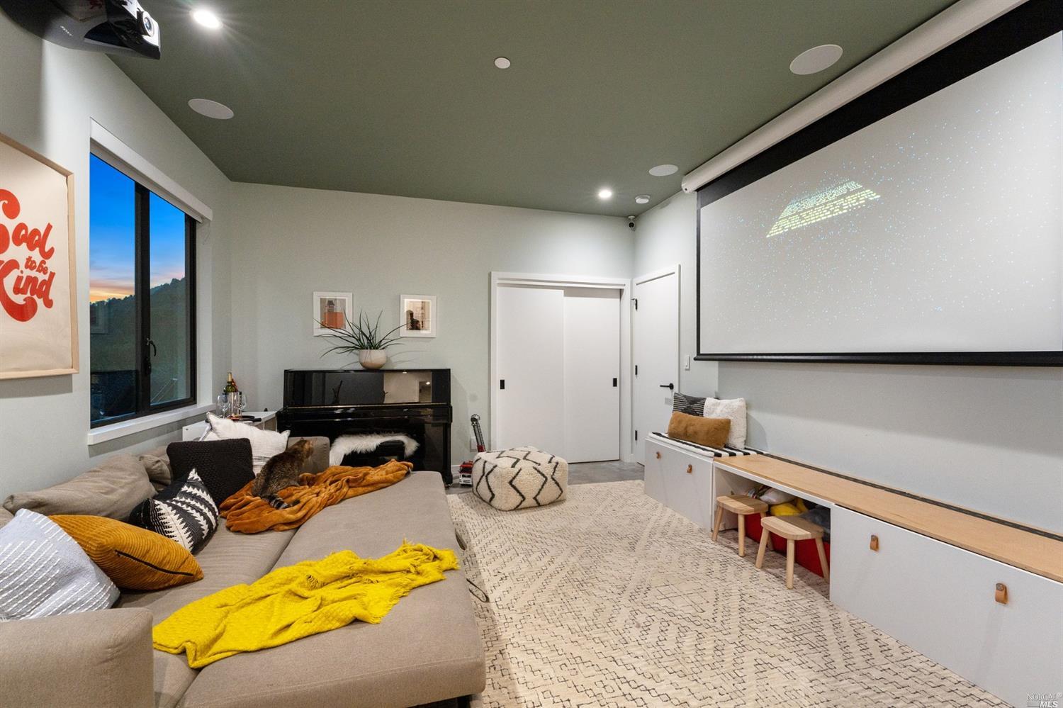 6976 Panoramic Highway Stinson Beach, CA 94970 - Photo 52 of 92