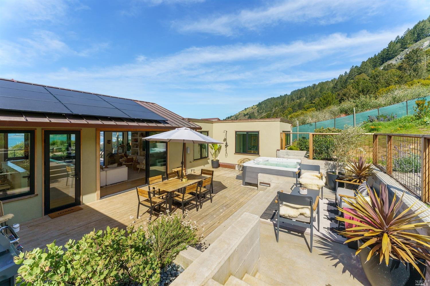 6976 Panoramic Highway Stinson Beach, CA 94970 - Photo 60 of 92