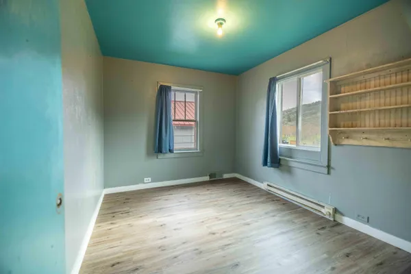$249,999 | 31308 A Highway, Tonasket, WA 98855