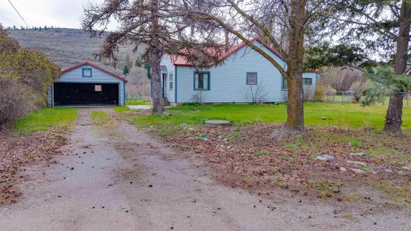$249,999 | 31308 A Highway, Tonasket, WA 98855