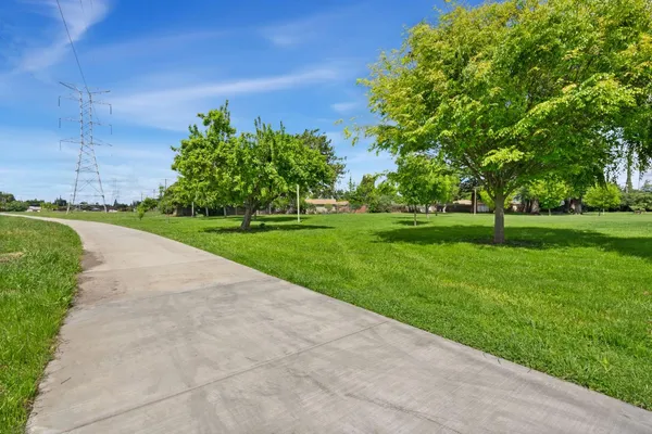$285,000 | 710 Northfield Drive, Unit C, Sacramento, CA 95833