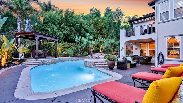 $3,200,000 | 31 Calle Vista Del Sol, San Clemente, CA 92673