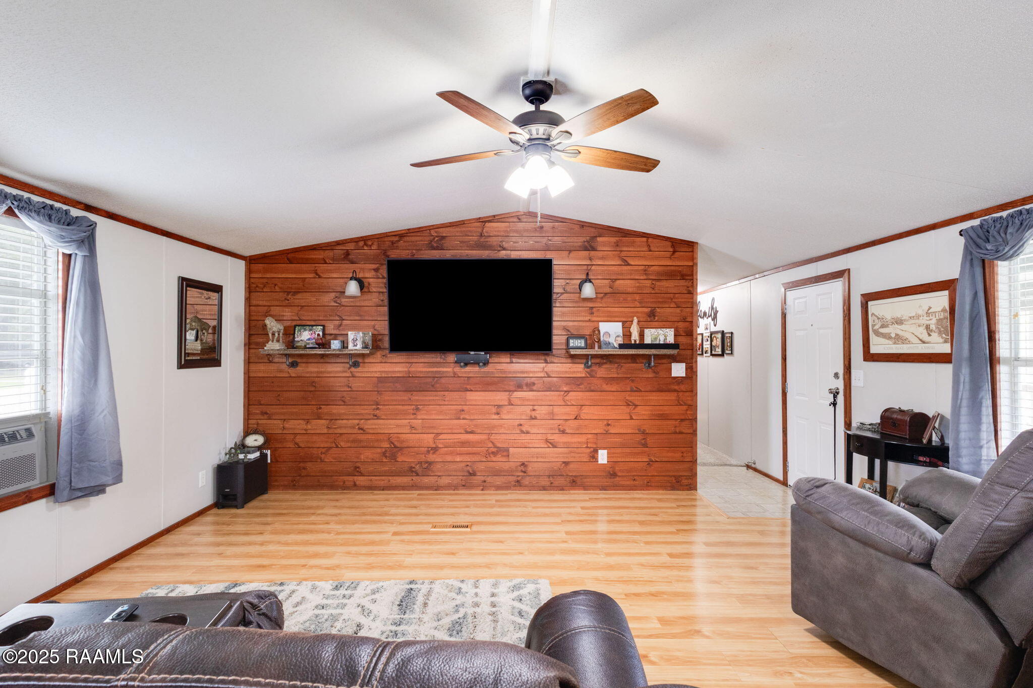 2612 Snapper Road New Iberia, LA 70560 - Photo 9 of 24 10-web-or-mls-2612 Snapper-5
