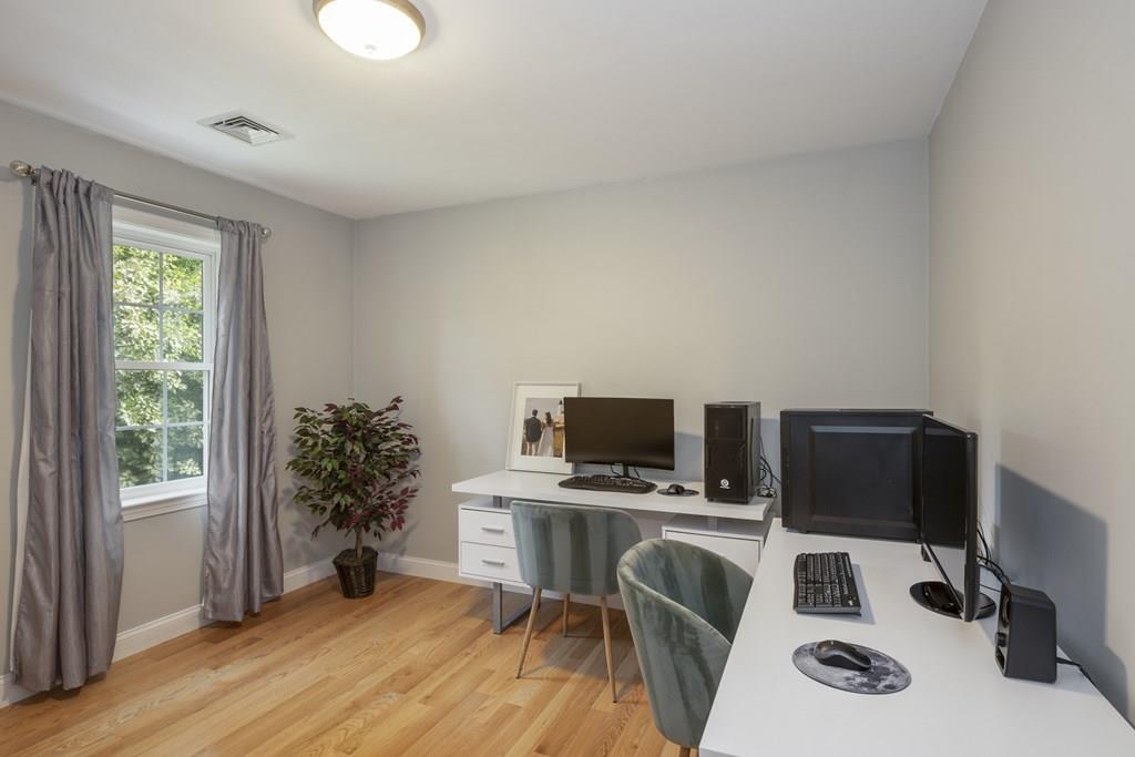 6 Sheridan Road Wilmington, MA 01887 - Photo 26 of 38 Gallery Image 26