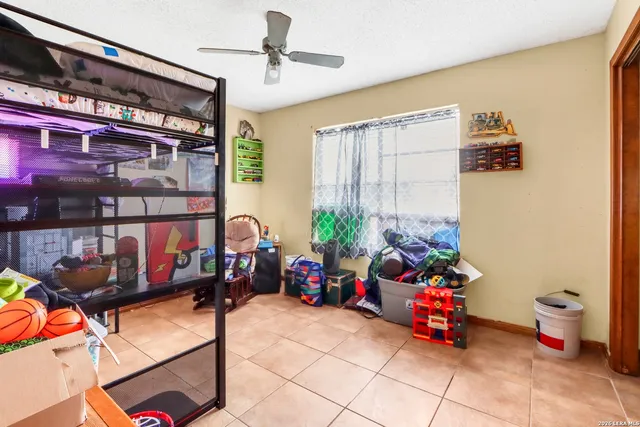 $299,999 | 401 Verbena Drive, Kyle, TX 78640