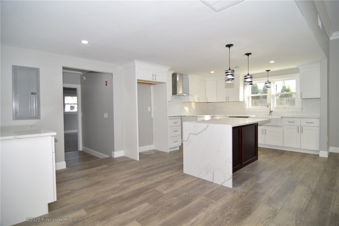 25 Whippoorwill Road Warwick, RI 02888 - Photo 14 of 33