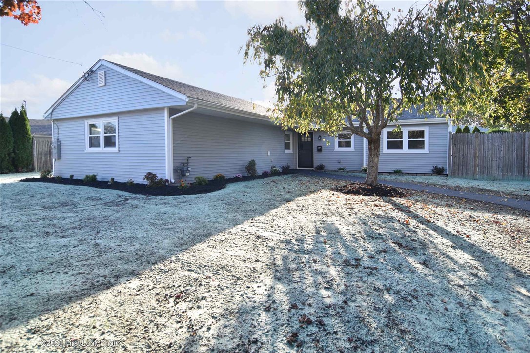 25 Whippoorwill Road Warwick, RI 02888 - Photo 2 of 33