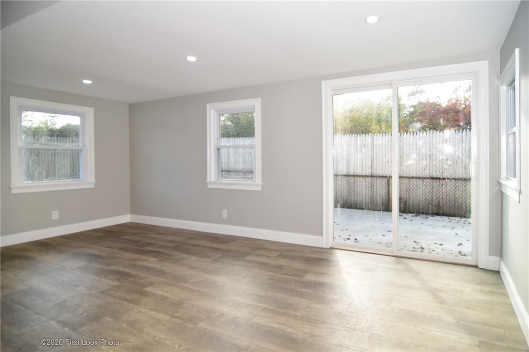 25 Whippoorwill Road Warwick, RI 02888 - Photo 21 of 33