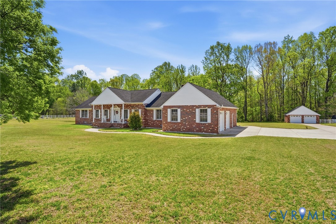6411 Pine Slash Road Mechanicsville, VA 23116 - Photo 3 of 54