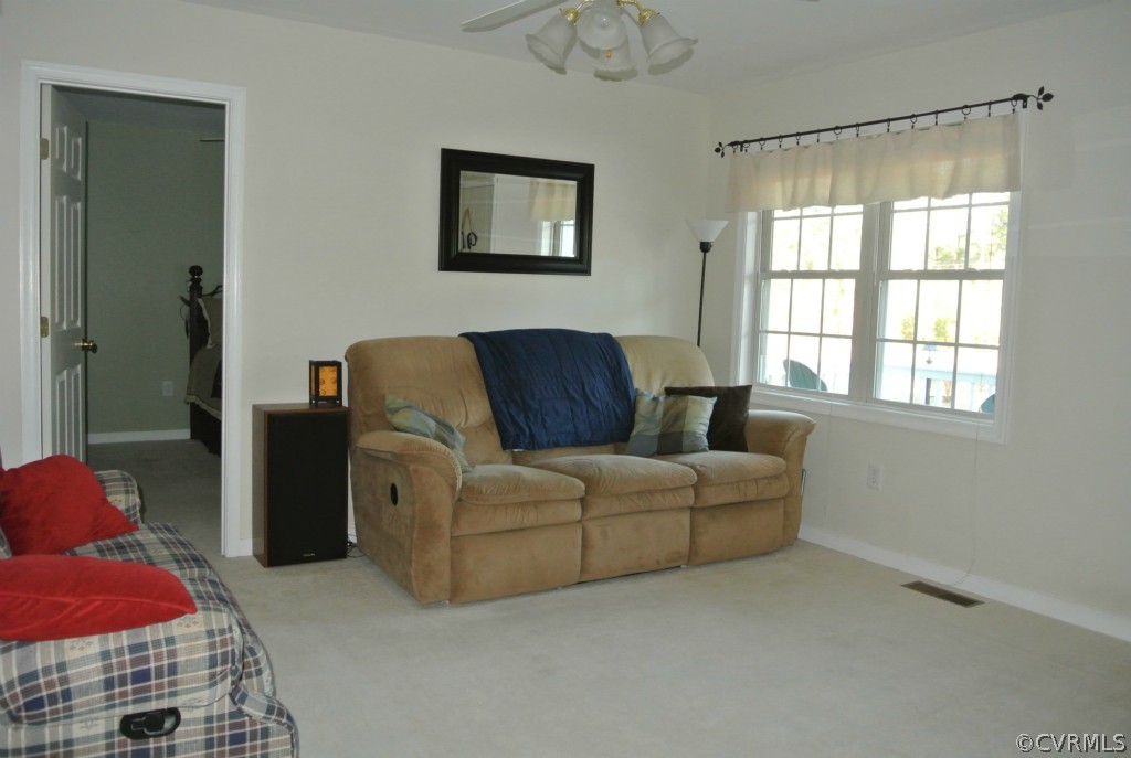 9550 Robin Road Disputanta, VA 23842 - Photo 9 of 22 Gallery Image 9