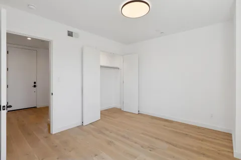 $1,199,000 | 1433 Floribunda Avenue, Unit 6, Burlingame, CA 94010